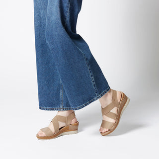 Zapato con Plataforma W CONFORT Wtfreder  Piel Color Cafe