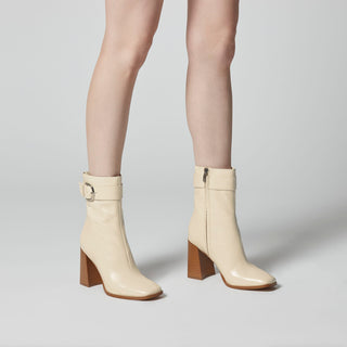 Botín NINE WEST Wntaress  Piel Color Blanco