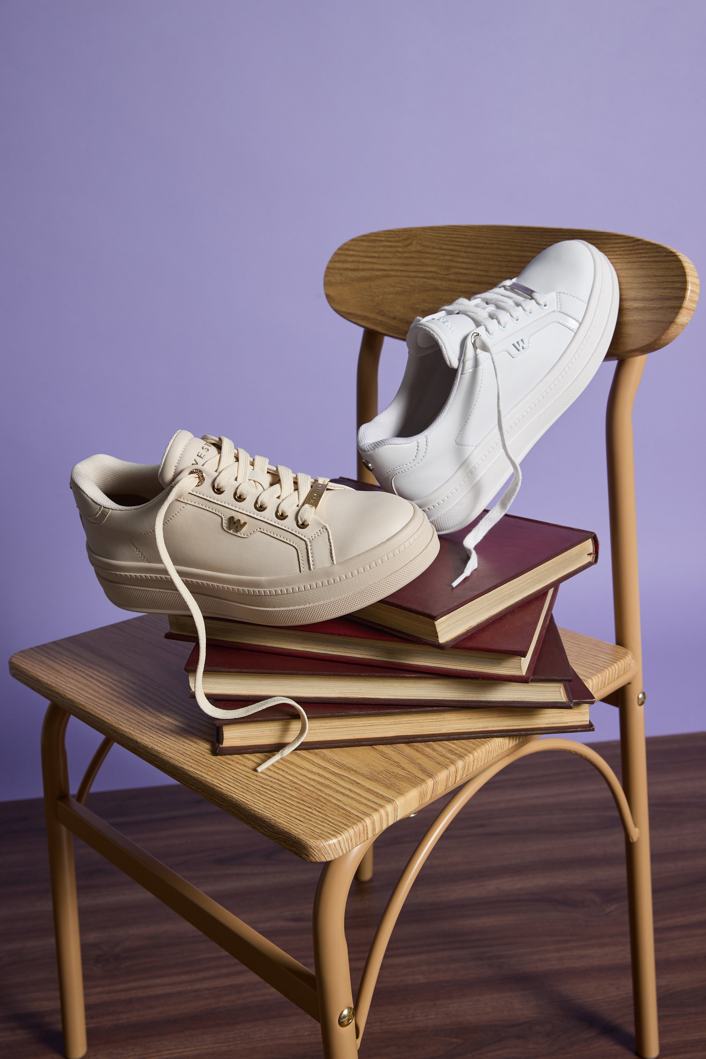 TENIS